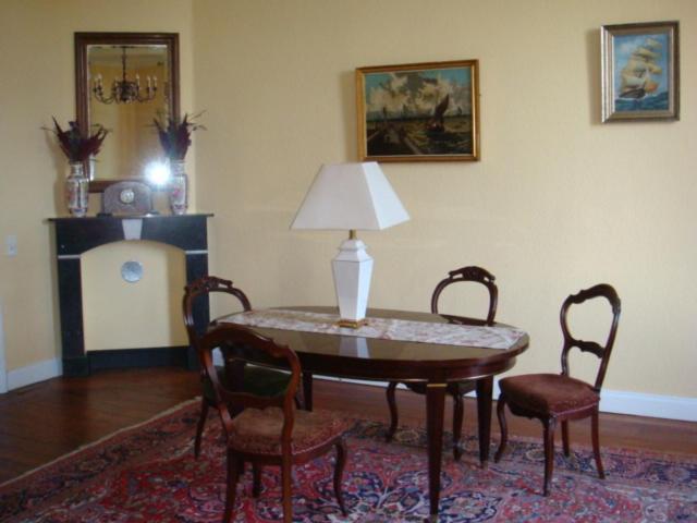 Chateau Neufays Theux Pokoj fotografie